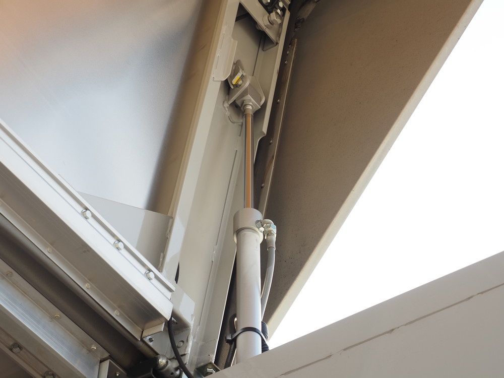 いすゞ エルフ ウイング車 小型 TRG-NPR85AN 年式 H29[写真11]