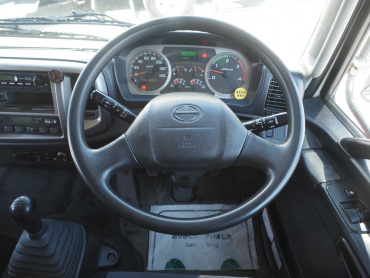 日野 レンジャープロ 冷凍ウイング 中増t TKG-GD7JLAA 年式 H25[写真32]