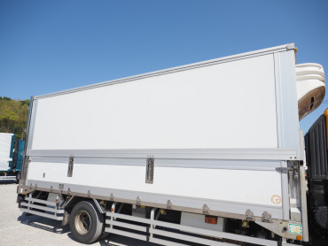 日野 レンジャープロ 冷凍ウイング 中増t TKG-GD7JLAA 年式 H25[写真10]