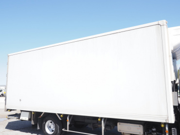 UDトラックス コンドル 冷凍バン 中型 TKG-MK38C 年式 H29 [写真09]