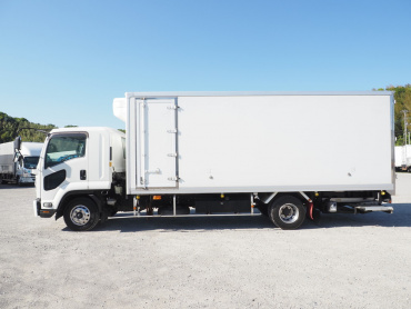 いすゞ フォワード 冷凍バン 中型 TKG-FRR90S2 年式 H30 [写真08]