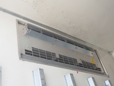 いすゞ フォワード 冷凍バン 中型 TKG-FRR90S2 年式 H30 [写真15]