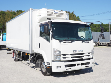 いすゞ フォワード 冷凍バン 中型 TKG-FRR90S2 年式 H30 [写真03]