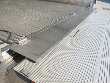 いすゞ フォワード 冷凍バン 中型 TKG-FRR90S2 年式 H30 [写真18]