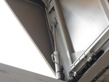 いすゞ フォワード ウイング車 中型 TKG-FRR90S2 年式 H28 [写真13]