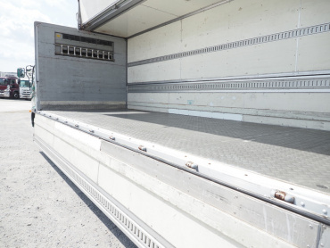 日野 レンジャープロ 冷凍ウイング 中型 TKG-FD7JLAA 年式 H29 [写真19]