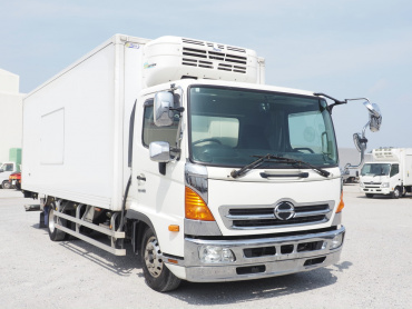 日野 レンジャープロ 冷凍バン 中型 TKG-FC7JKAG 年式 H29 [写真03]