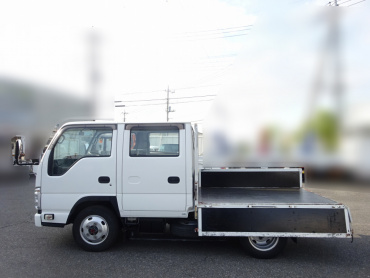 いすゞ エルフ Wキャブ 小型 TRG-NHS85A 年式 H27 [写真06]