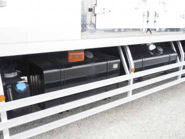 いすゞ ギガ 冷凍バン 大型 QKG-CYL77A 年式 H25 [写真10]