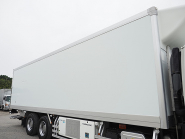 いすゞ ギガ 冷凍バン 大型 QKG-CYL77A 年式 H25 [写真07]