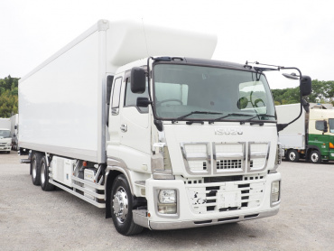 いすゞ ギガ 冷凍バン 大型 QKG-CYL77A 年式 H25 [写真02]