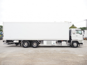 いすゞ ギガ 冷凍バン 大型 QKG-CYL77A 年式 H25 [写真08]