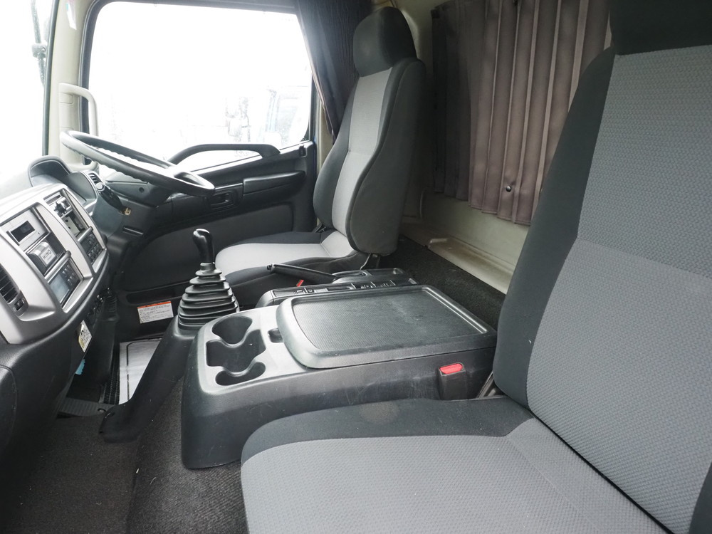 日野 レンジャープロ 冷凍バン 中型 TKG-FC9JKAG 年式 H25[写真32]