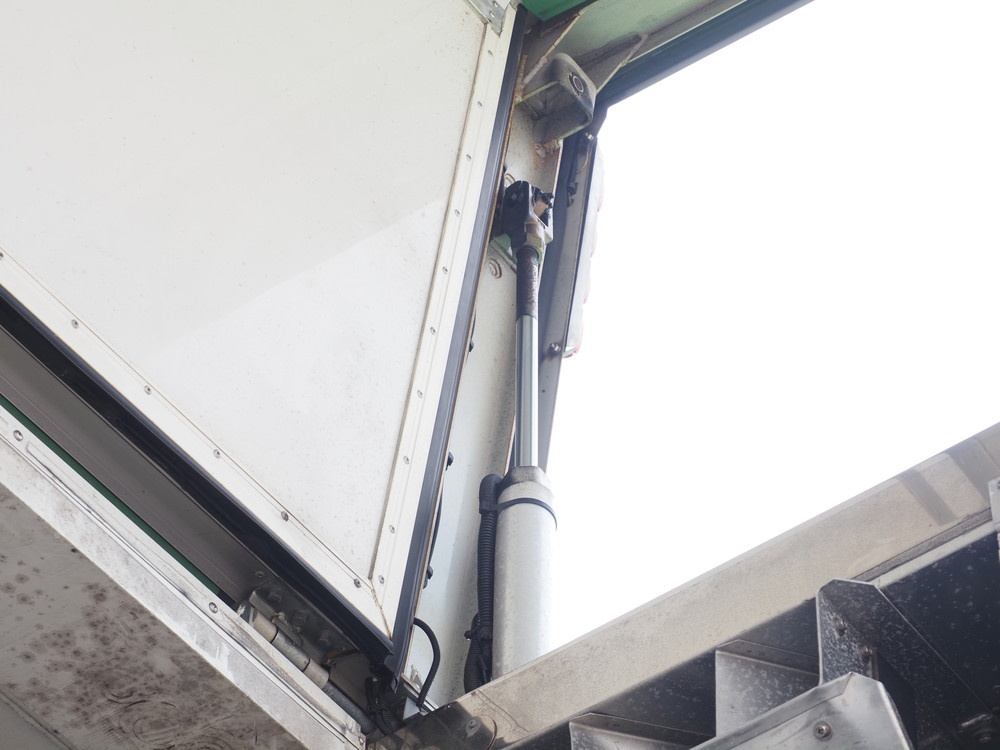 日野 プロフィア 冷凍ウイング 大型 LKG-FW1EXBG 年式 H23[写真15]