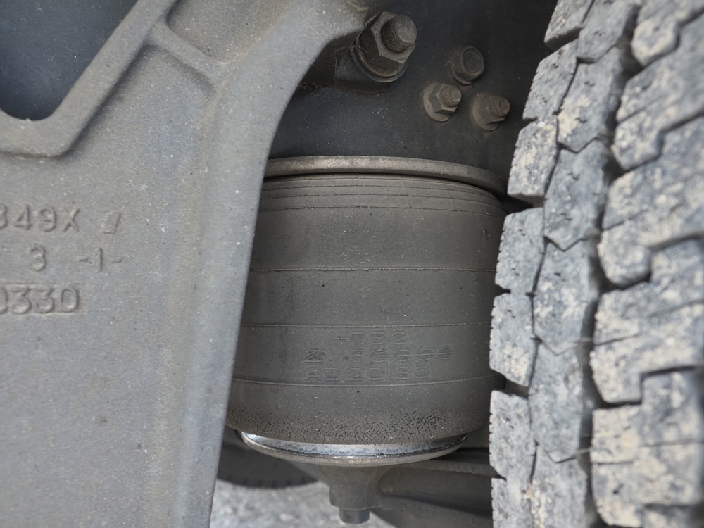 いすゞ フォワード 冷凍バン 中増t QKG-FTR34T2 年式 H29[写真34]