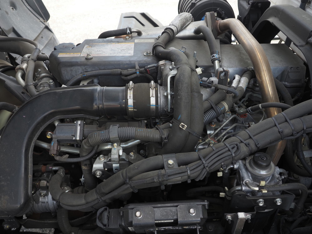 いすゞ フォワード 冷凍バン 中増t QKG-FTR34T2 年式 H29[写真43]