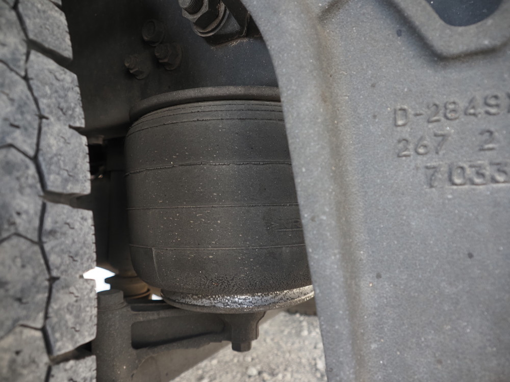 いすゞ フォワード 冷凍バン 中増t QKG-FTR34T2 年式 H29[写真35]