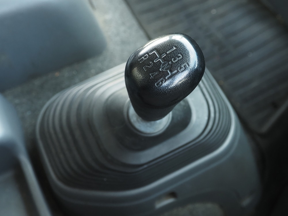 いすゞ フォワード 冷凍バン 中増t QKG-FTR34T2 年式 H29[写真24]