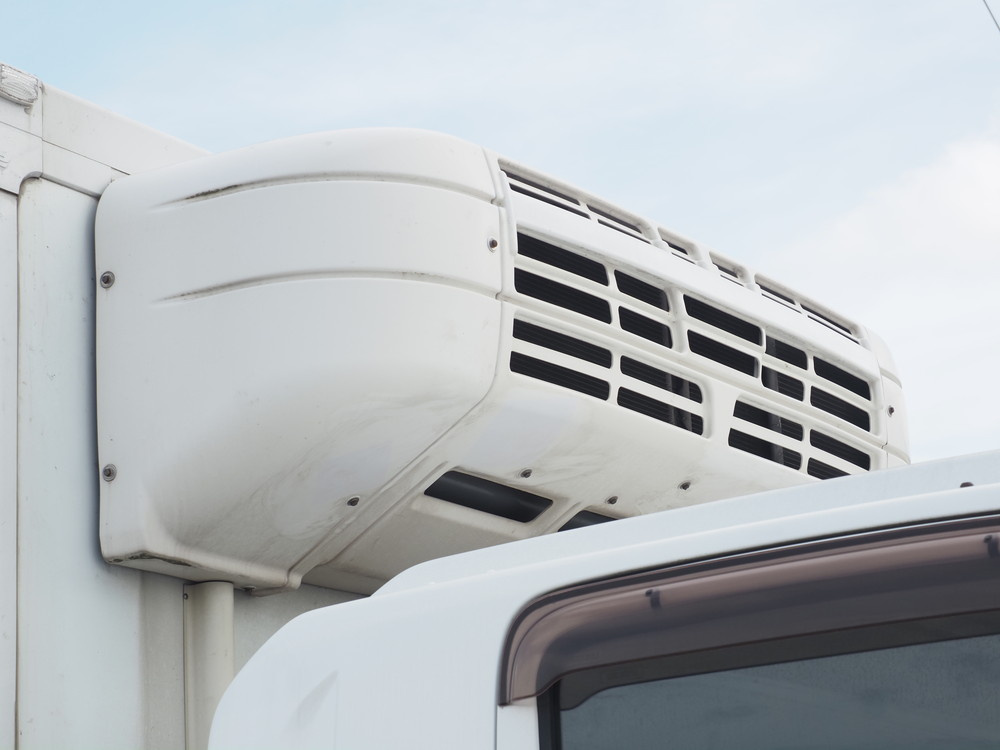 いすゞ フォワード 冷凍バン 中増t QKG-FTR34T2 年式 H29[写真09]