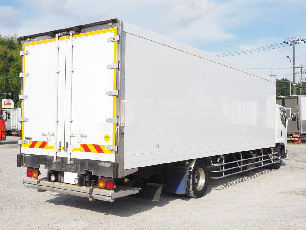 いすゞ フォワード 冷凍バン 中増t QKG-FTR34T2 年式 H29[写真05]