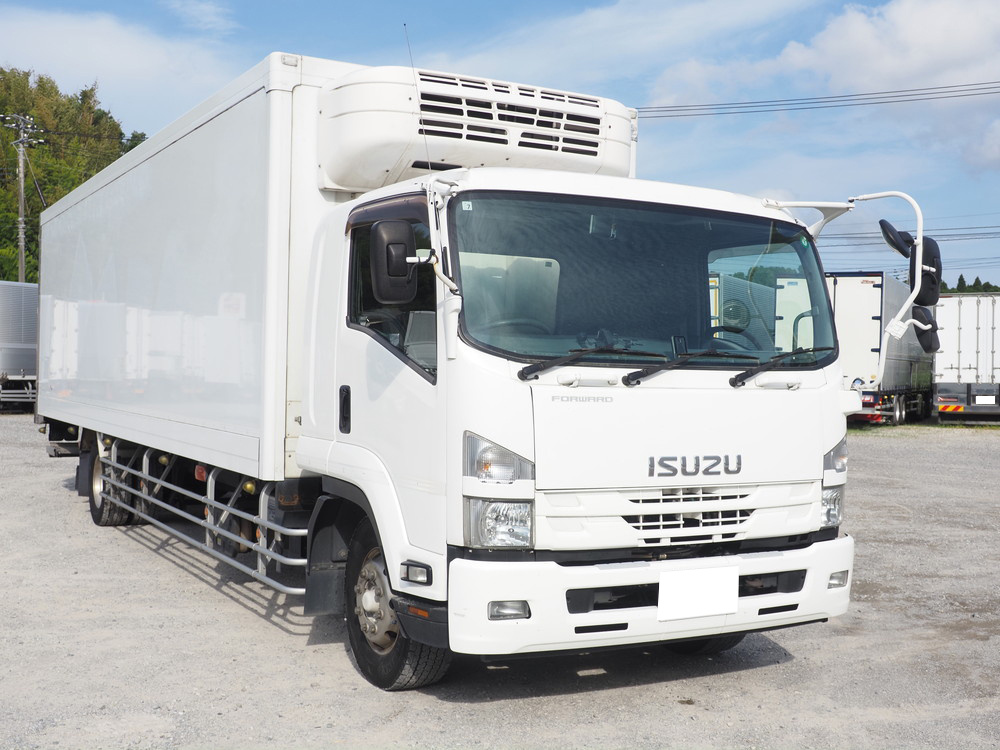 いすゞ フォワード 冷凍バン 中増t QKG-FTR34T2 年式 H29[写真04]