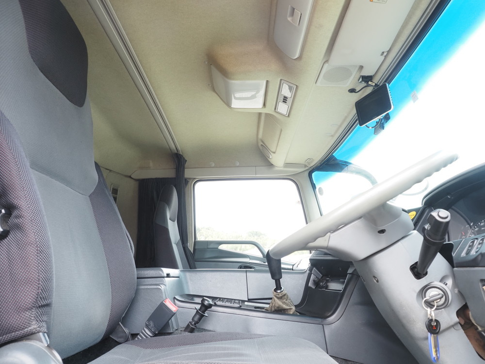 三菱ふそう スーパーグレート ウイング車 大型 QKG-FS54VZ 年式 H25[写真32]