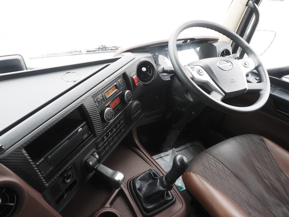 日野 プロフィア ウイング車 大型 2DG-FW1AHG 年式 H30[写真33]
