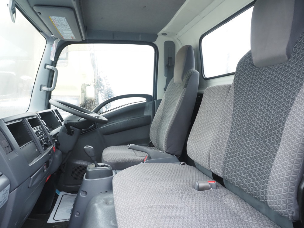 いすゞ エルフ 平ボディ 小型 TRG-NLR85AR 年式 H29[写真26]