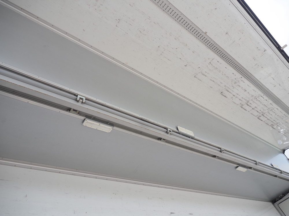 三菱ふそう スーパーグレート ウイング車 大型 QPG-FS64VZ 年式 H28[写真20]