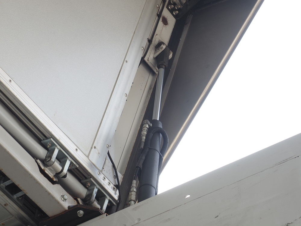 三菱ふそう スーパーグレート ウイング車 大型 QPG-FS64VZ 年式 H28[写真10]