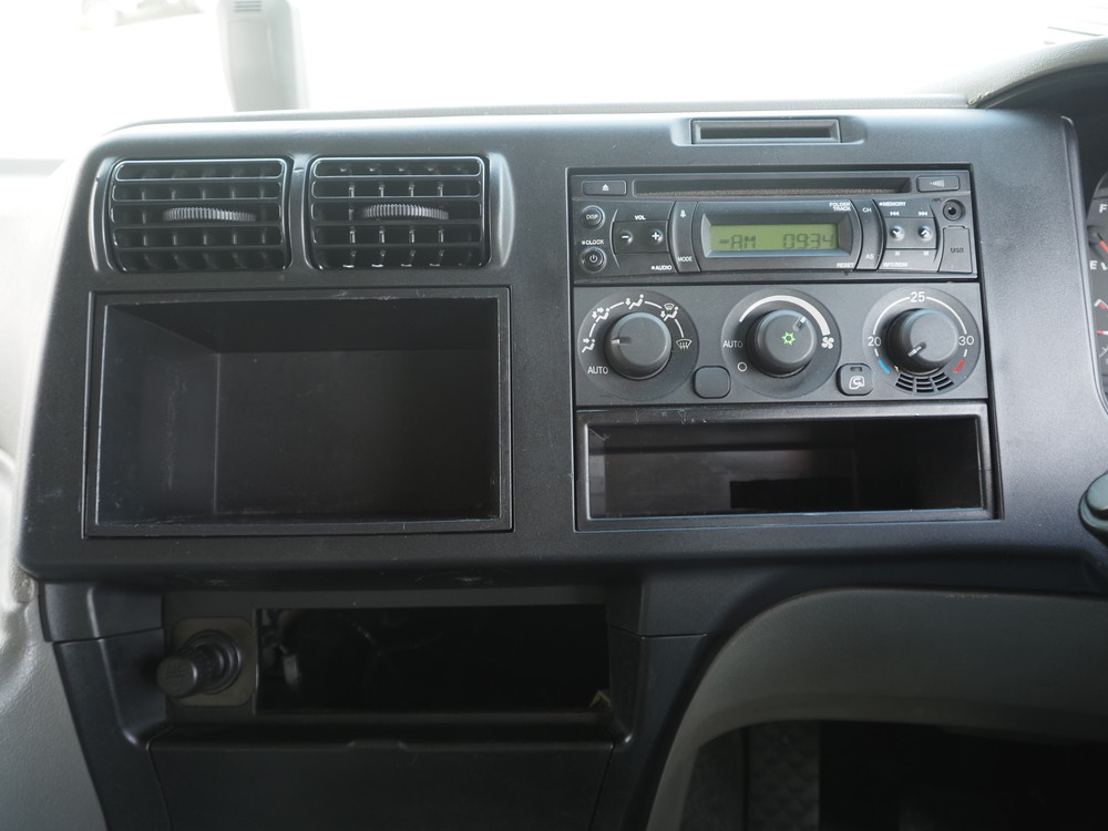 三菱ふそう スーパーグレート ウイング車 大型 QPG-FS64VZ 年式 H28[写真30]