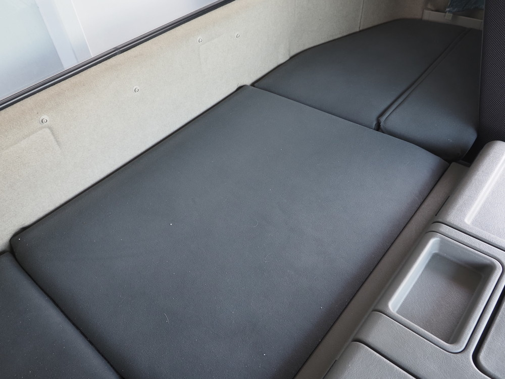 三菱ふそう スーパーグレート ウイング車 大型 QPG-FS64VZ 年式 H28[写真33]