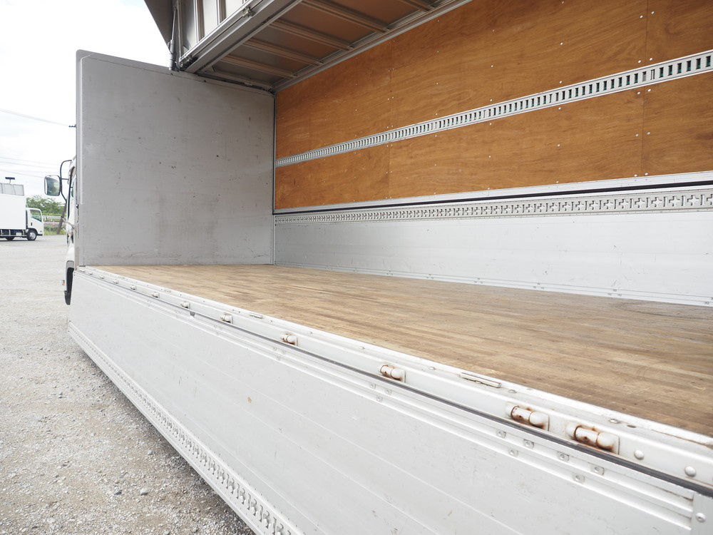 いすゞ フォワード ウイング車 中型 TKG-FRR90S2 年式 H28[写真18]