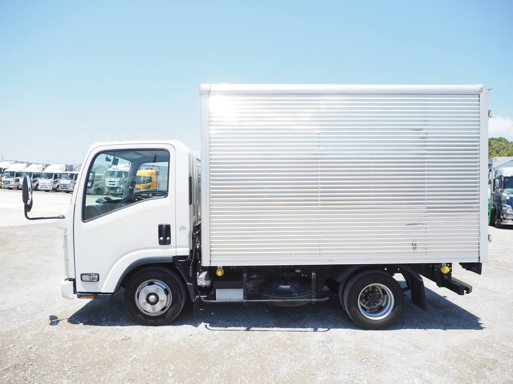 いすゞ エルフ バン車 小型 2RG-NLR88AN 年式 R2[写真09]