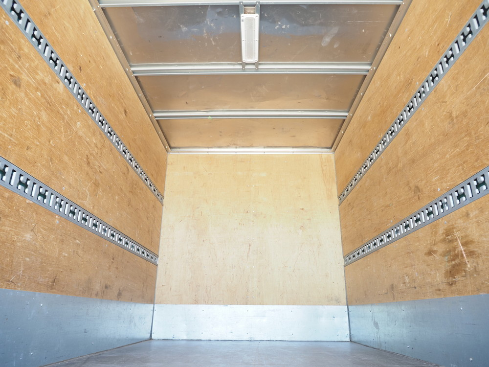 いすゞ エルフ バン車 小型 2RG-NLR88AN 年式 R2[写真12]