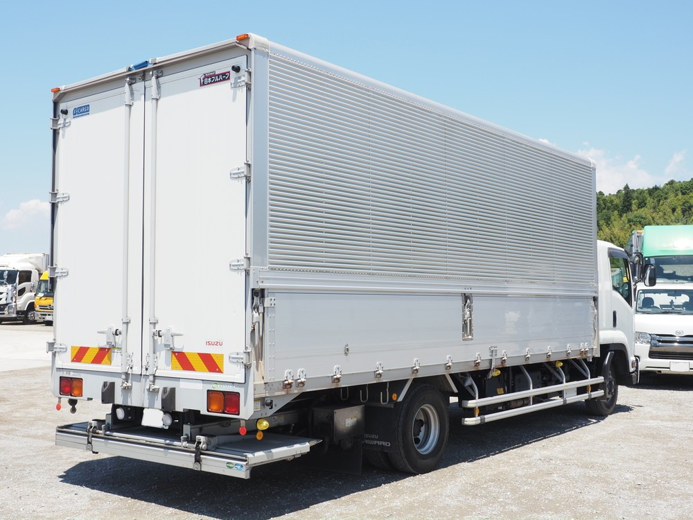 いすゞ フォワード 冷凍ウイング 中型 2RG-FRR90S2 年式 R1[写真04]