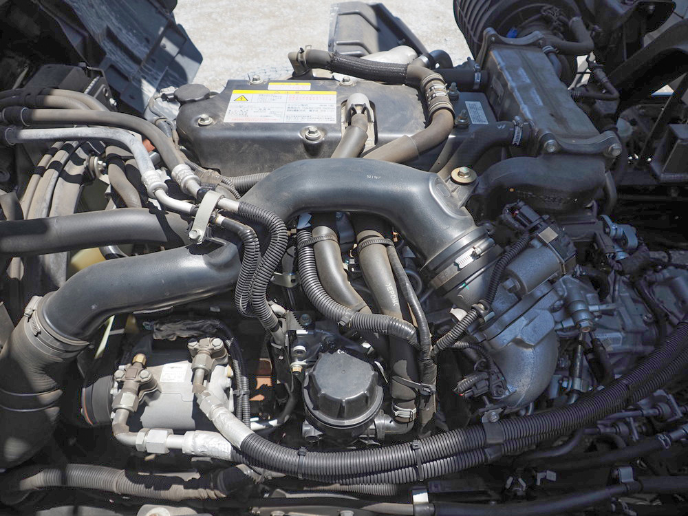 いすゞ フォワード 冷凍ウイング 中型 2RG-FRR90S2 年式 R1[写真44]