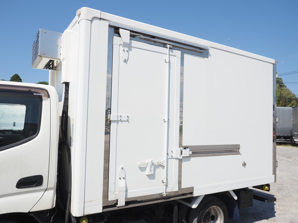 日野 デュトロ 冷凍バン 小型 2RG-XZC605M 年式 R2[写真12]