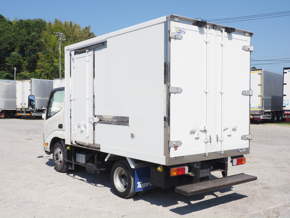 日野 デュトロ 冷凍バン 小型 2RG-XZC605M 年式 R2[写真07]