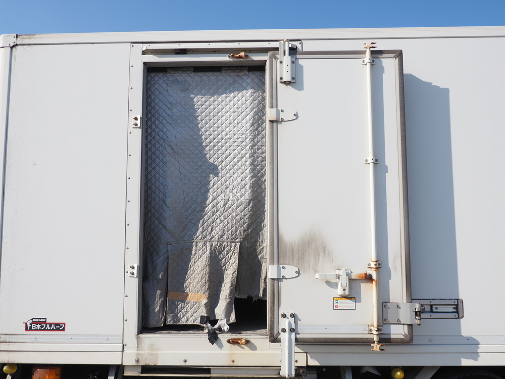 いすゞ エルフ 冷凍バン 小型 TPG-NPR85AN 年式 H27[写真08]