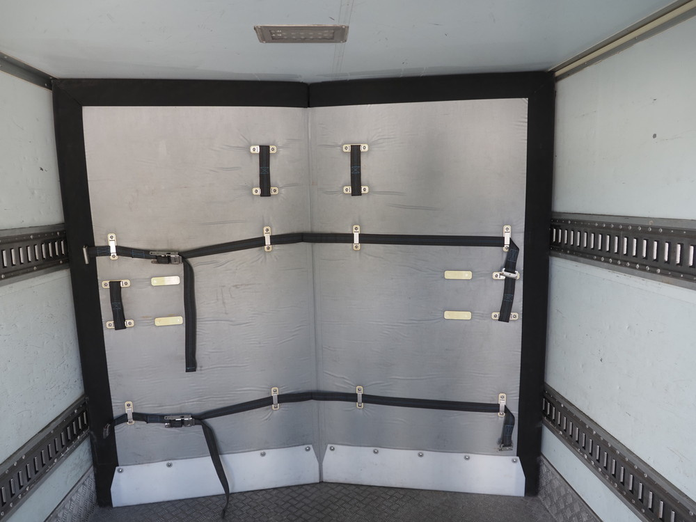 いすゞ エルフ 冷凍バン 小型 TPG-NPR85AN 年式 H27[写真15]