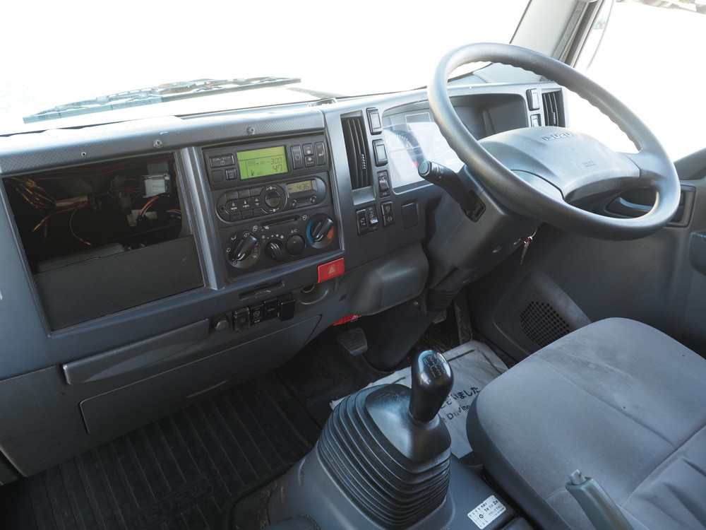 いすゞ エルフ 冷凍バン 小型 TPG-NPR85AN 年式 H27[写真20]