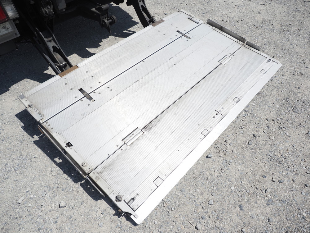 いすゞ エルフ 冷凍バン 小型 TPG-NPR85AN 年式 H28[写真20]