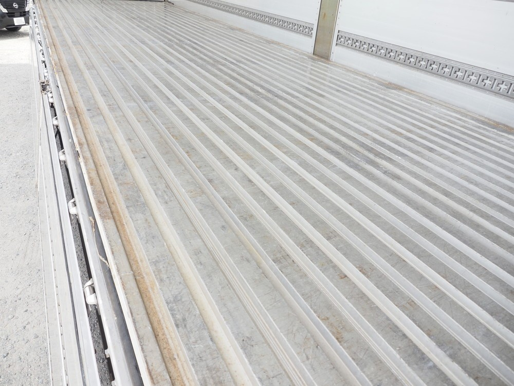 日野 グランドプロフィア 冷凍ウイング 大型 BKG-FR1EZYJ 年式 H22[写真28]