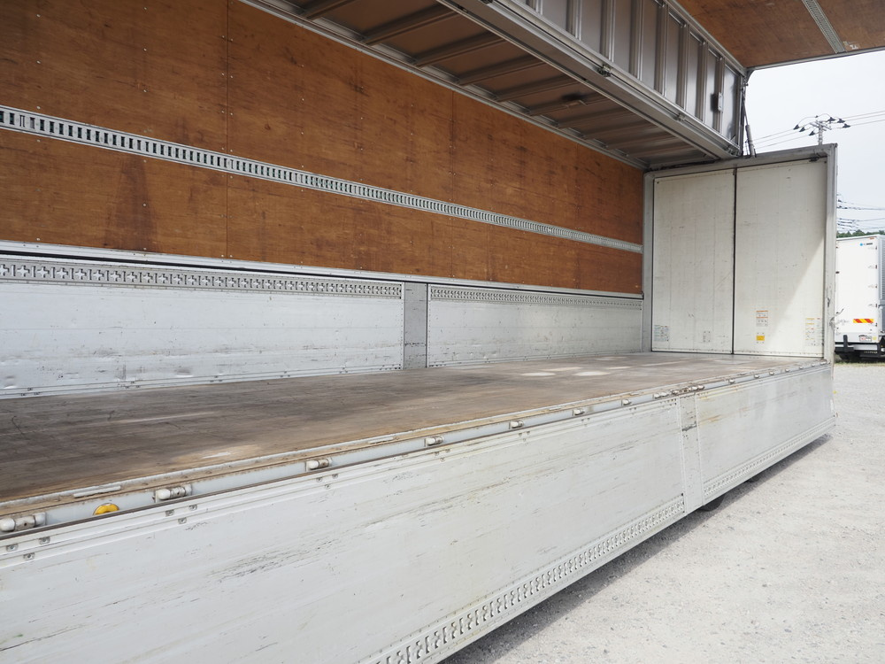 いすゞ ギガ ウイング車 大型 LKG-CYJ77A 年式 H24[写真20]