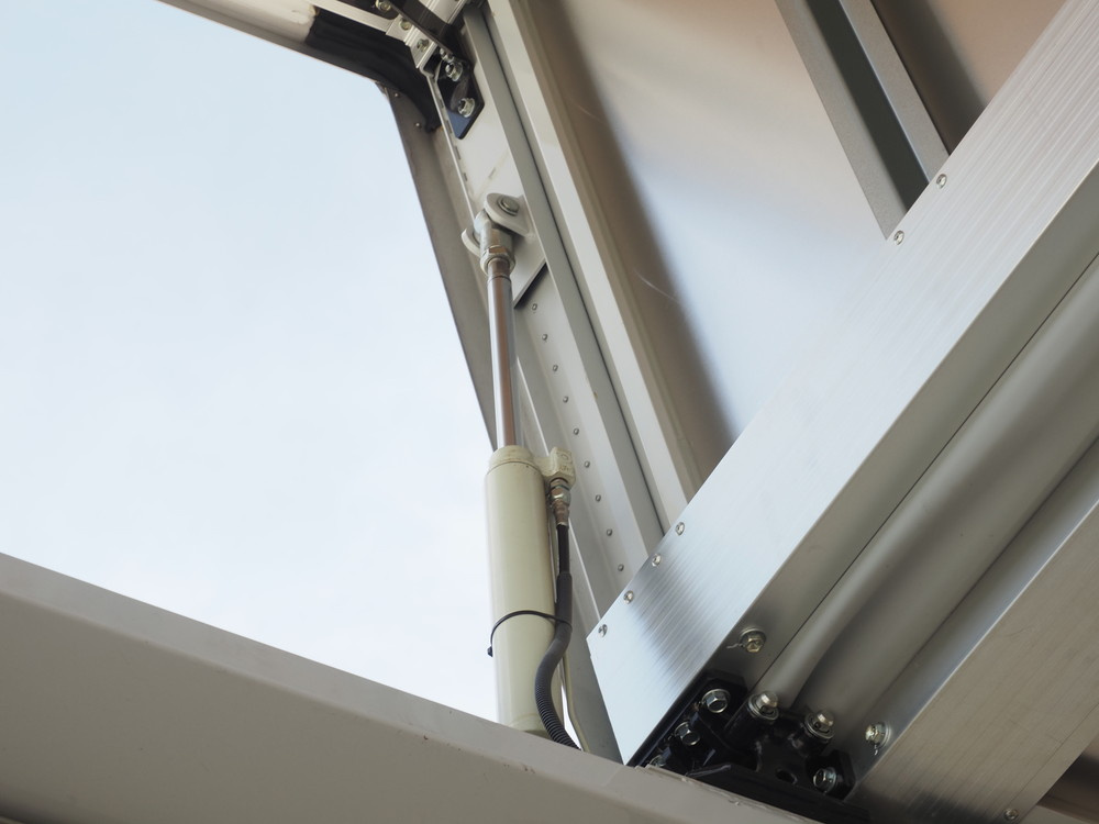 日野 グランドプロフィア ウイング車 大型 2DG-FW1AHG 年式 R2[写真11]