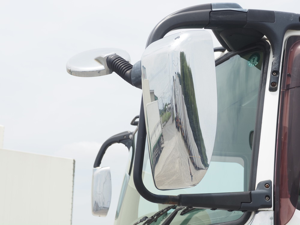 三菱ふそう スーパーグレート 冷凍バン 大型 QPG-FU65VZ 年式 H27[写真09]