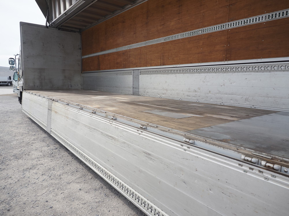 いすゞ ギガ ウイング車 大型 LKG-CYJ77A 年式 H24[写真19]