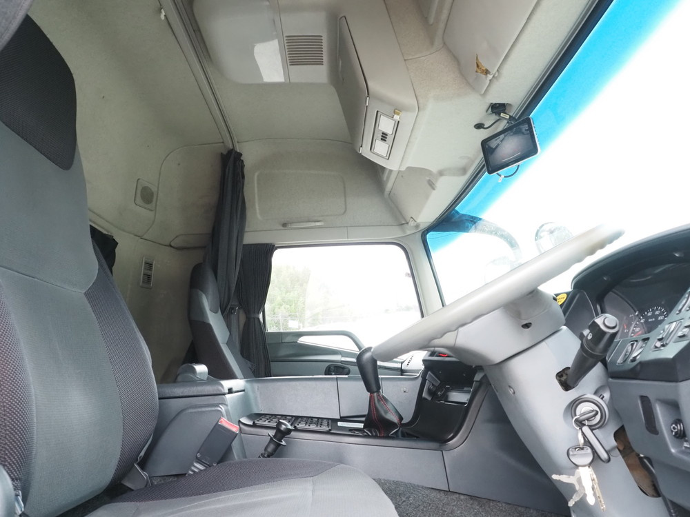 三菱ふそう スーパーグレート ウイング車 大型 QKG-FS54VZ 年式 H26[写真37]