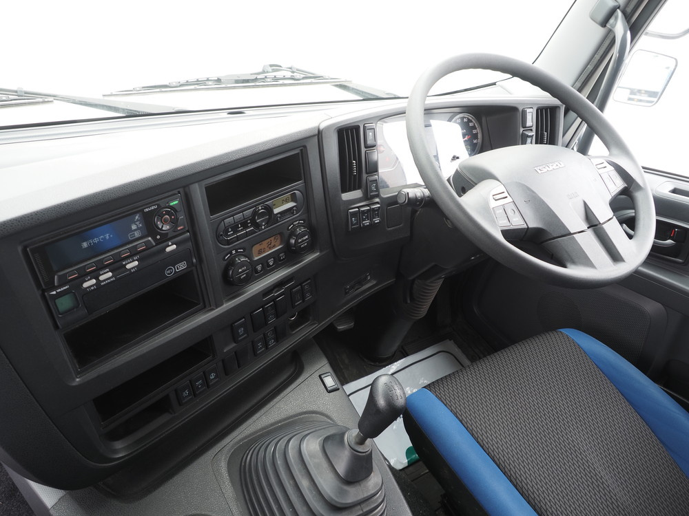 いすゞ ギガ ウイング車 大型 2PG-CYJ77C 年式 R2[写真31]